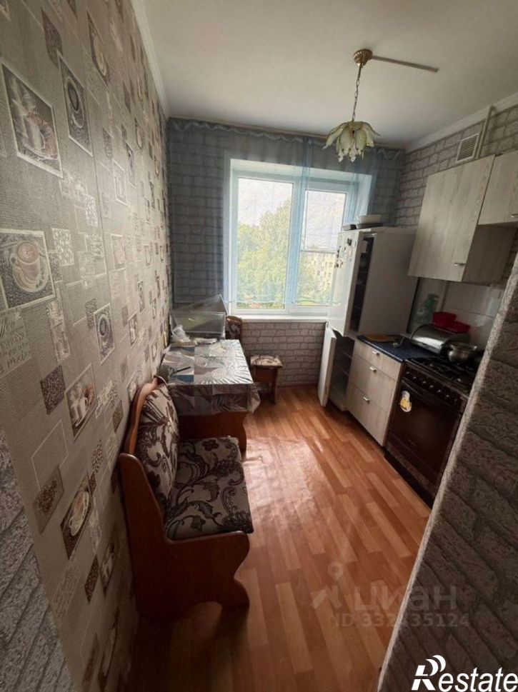 3-комн квартира Парковый мкр, 11,  д. 11