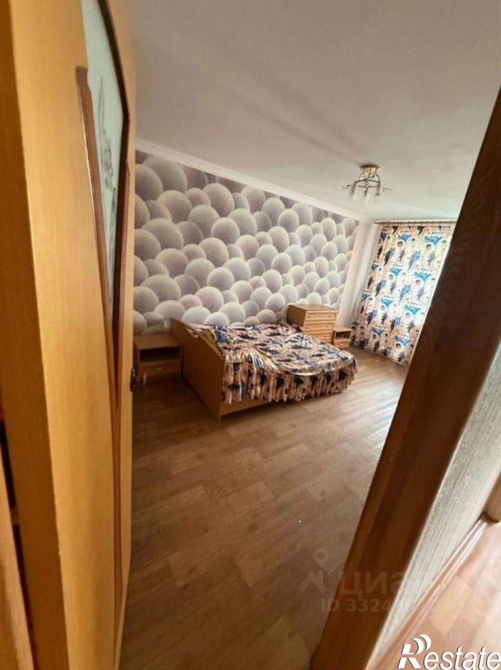 3-комн квартира Парковый мкр, 11,  д. 11