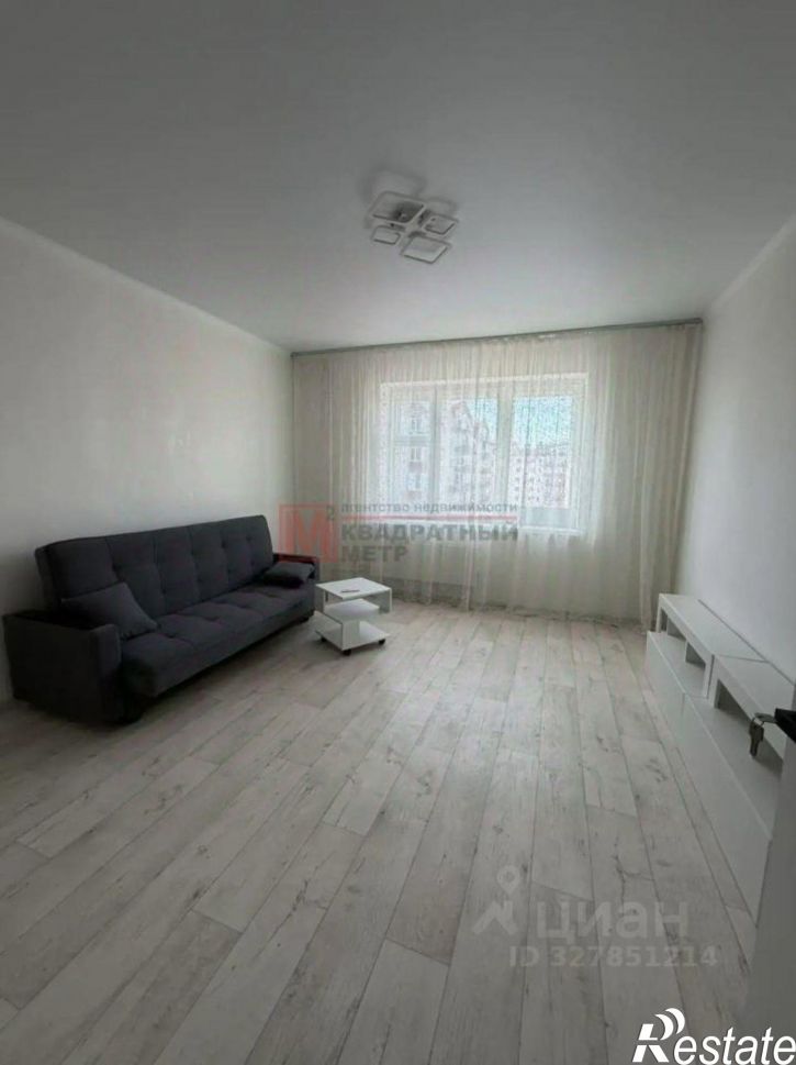1-комн квартира мкр Космос, 15,  д. 15