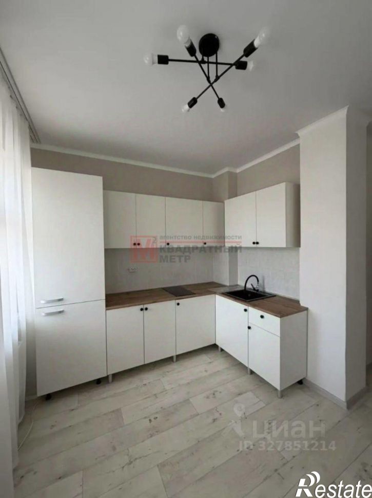 1-комн квартира мкр Космос, 15,  д. 15