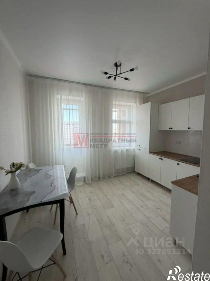 1-комн квартира мкр Космос, 15,  д. 15