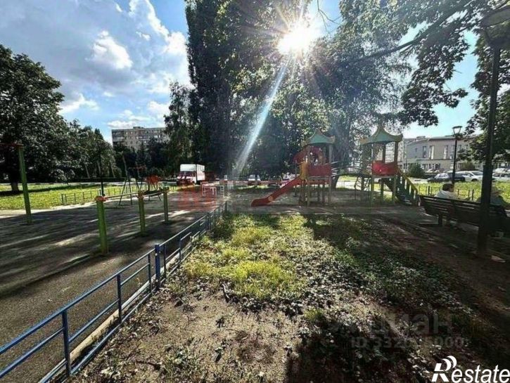 1-комн квартира мкр Молодогвардеец, 1,  д. 1