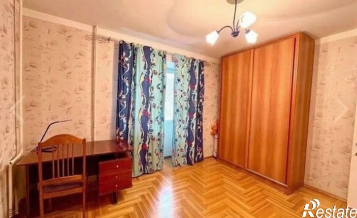 3-комн квартира Парковый мкр, 28,  д. 28
