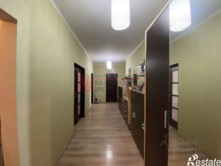 3-комн квартира Степной мкр, 8,  д. 8