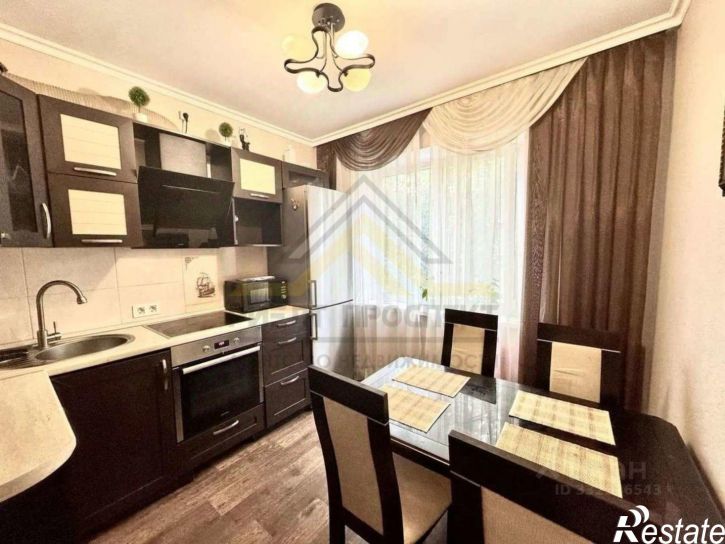 2-комн квартира Восточный мкр, 33,  д. 33