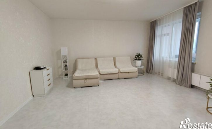 3-комн квартира Степной мкр, 13,  д. 13
