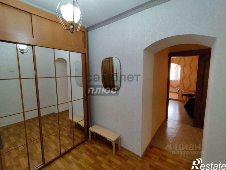 2-комн квартира мкр Космос, 1а,  д. 1а
