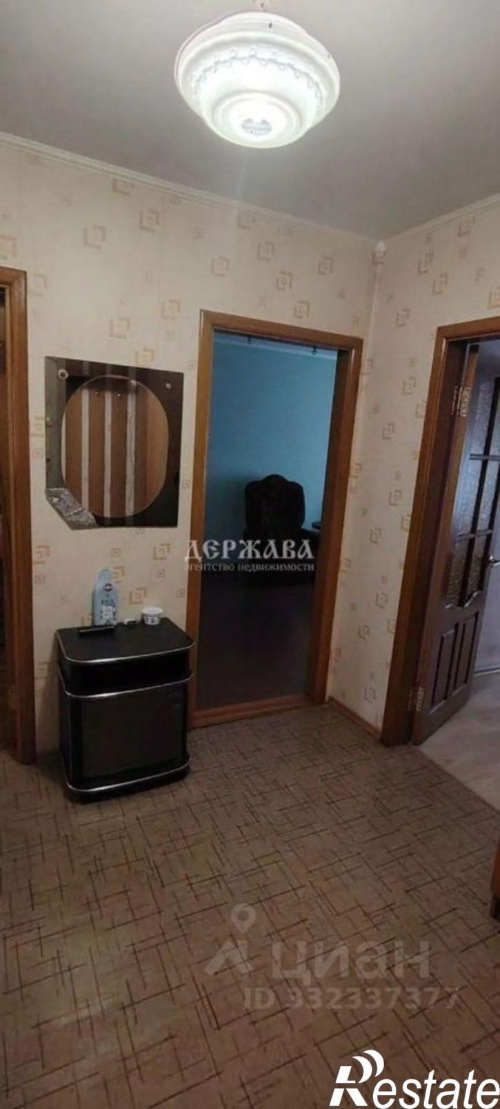 3-комн квартира Интернациональный мкр, 21,  д. 21