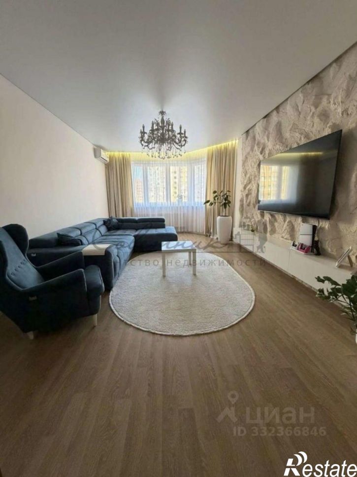 3-комн квартира Степной мкр, 25,  д. 25