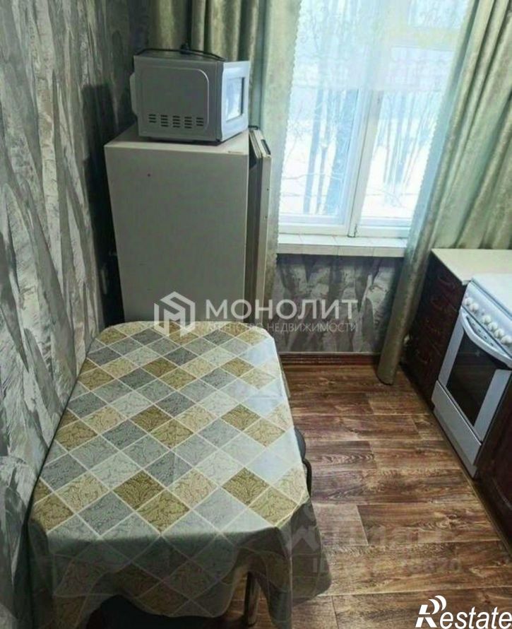 1-комн квартира Парковый мкр, 11,  д. 11