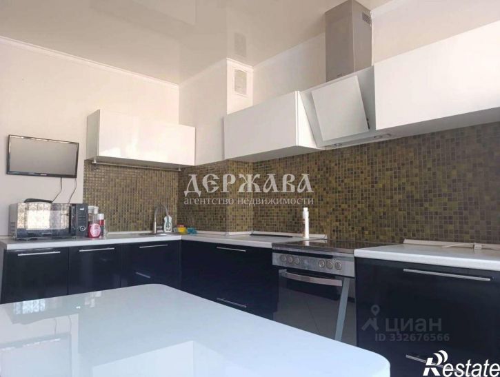 3-комн квартира Северный мкр, 27,  д. 27