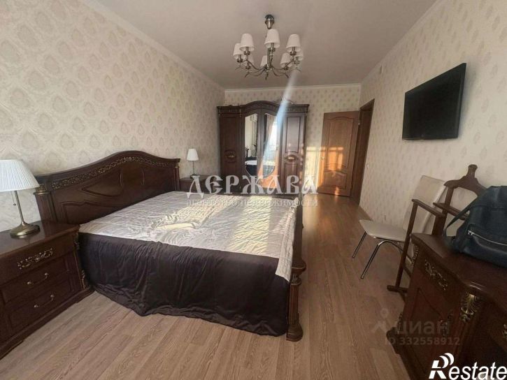 3-комн квартира Степной мкр, 22,  д. 22