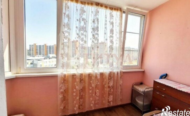 3-комн квартира Степной мкр, 24,  д. 24
