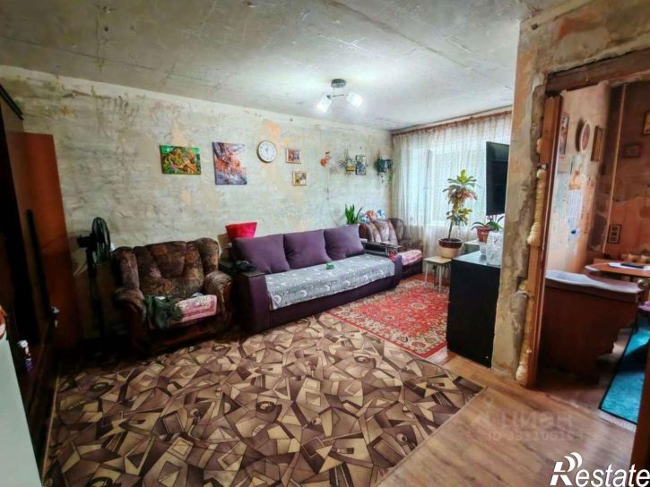 1-комн квартира мкр Горняк, 12,  д. 12