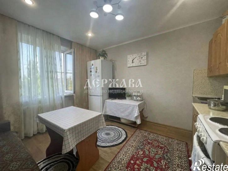 1-комн квартира б-р Дружбы, 4,  д. 4