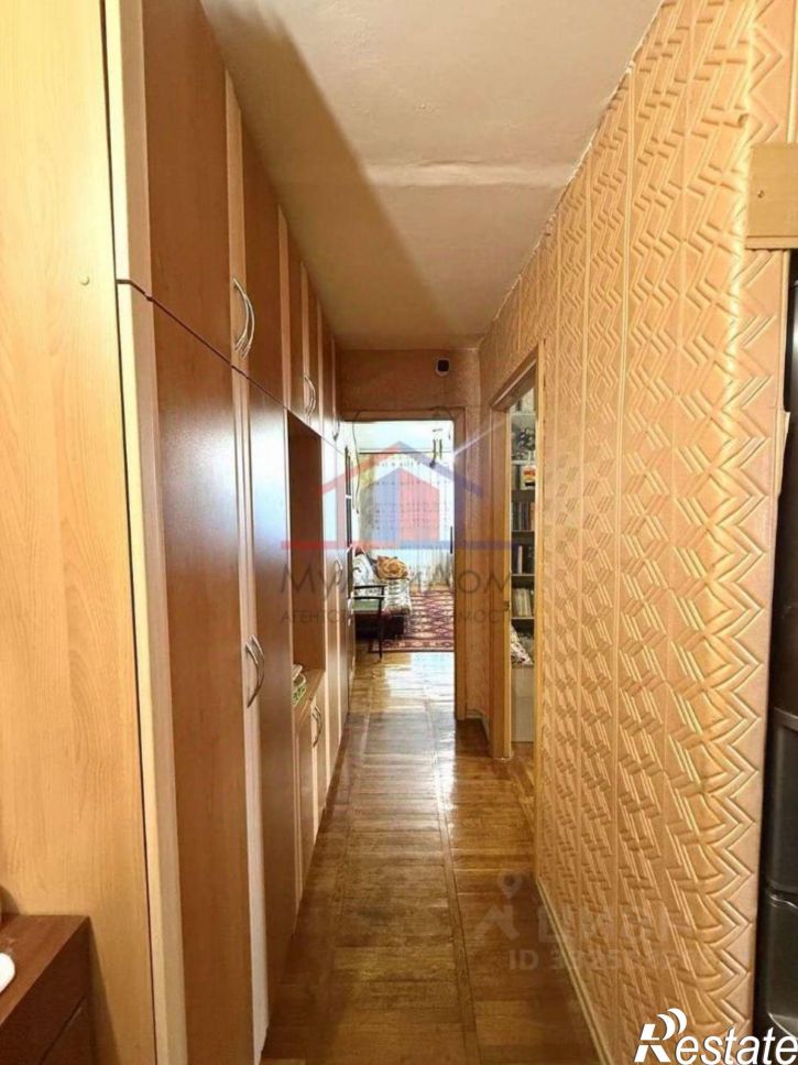 3-комн квартира мкр Приборостроитель, 12,  д. 12