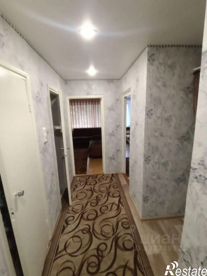 2-комн квартира мкр Макаренко, 1,  д. 1