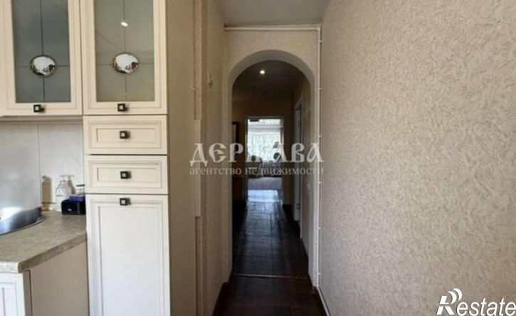 3-комн квартира мкр Горняк, 22,  д. 22