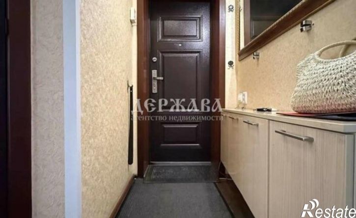 3-комн квартира мкр Горняк, 22,  д. 22