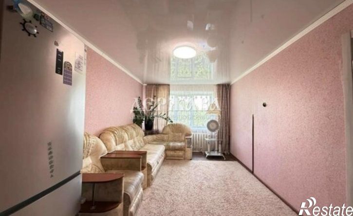3-комн квартира мкр Горняк, 22,  д. 22