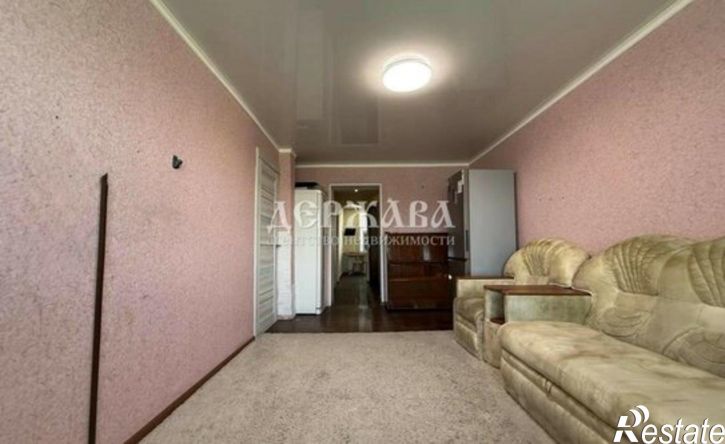 3-комн квартира мкр Горняк, 22,  д. 22