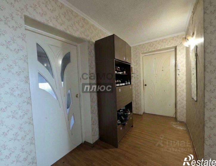4-комн квартира мкр Макаренко, 40,  д. 40