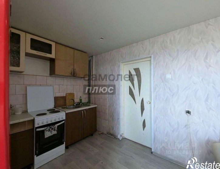 4-комн квартира мкр Макаренко, 40,  д. 40