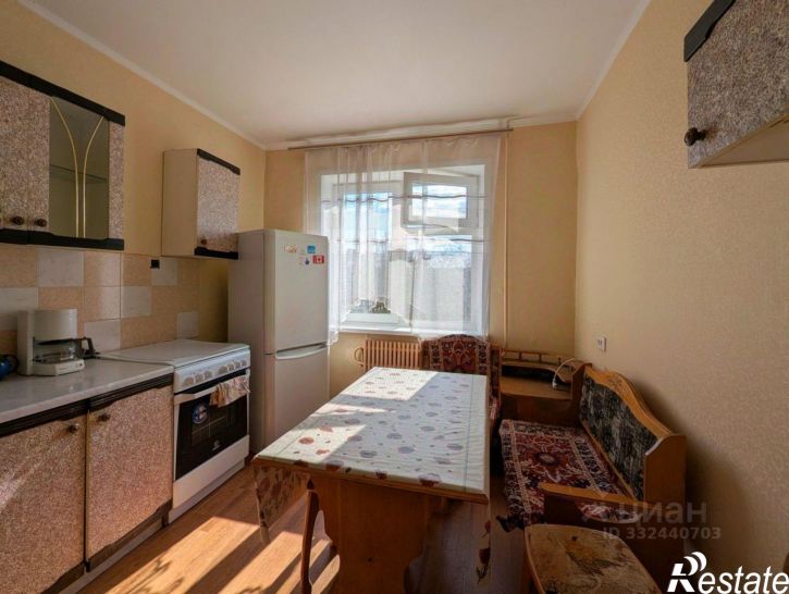4-комн квартира мкр Жукова, 28,  д. 28