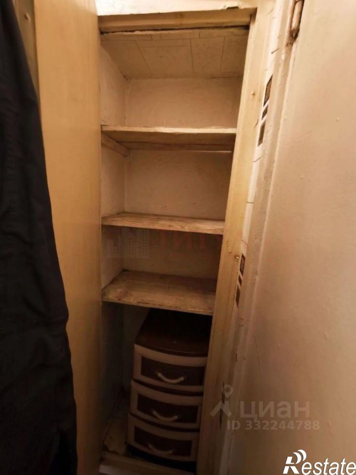 1-комн квартира мкр Молодогвардеец, 1,  д. 1