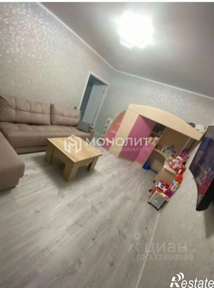 1-комн квартира мкр Зеленый Лог, 3,  д. 3