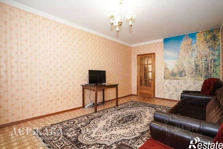 3-комн квартира мкр Королева, 1,  д. 1