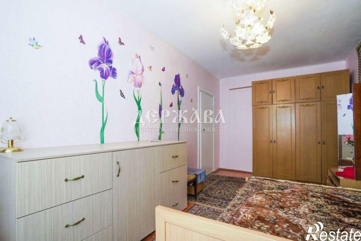 2-комн квартира мкр Буденного, 6б,  д. 6б