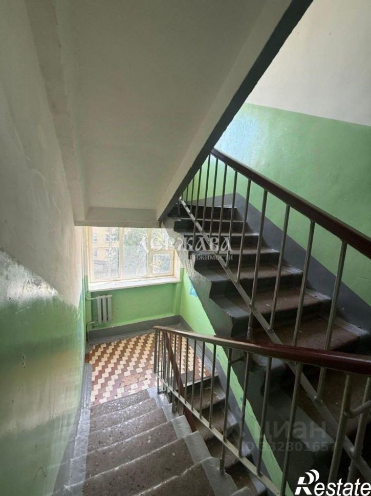 Комната мкр Горняк, 18,  д. 18