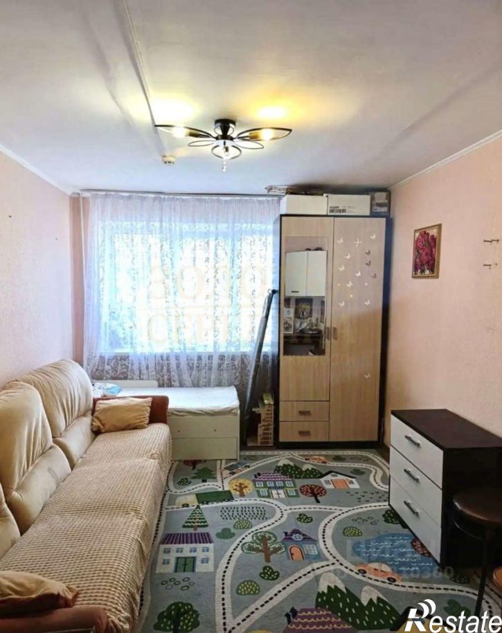 Комната мкр Горняк, 18,  д. 18