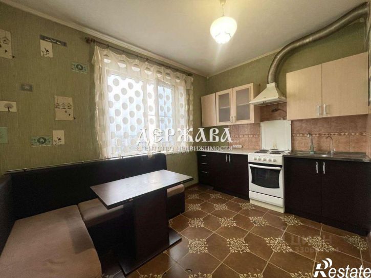 1-комн квартира мкр Зеленый Лог, 1,  д. 1