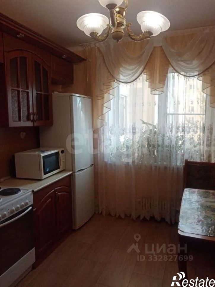 3-комн квартира Лесной мкр, 10,  д. 10