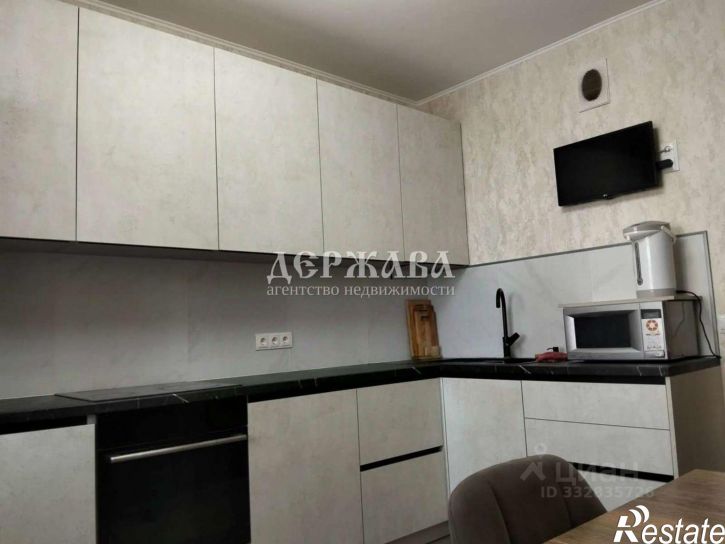 2-комн квартира Степной мкр, 24,  д. 24