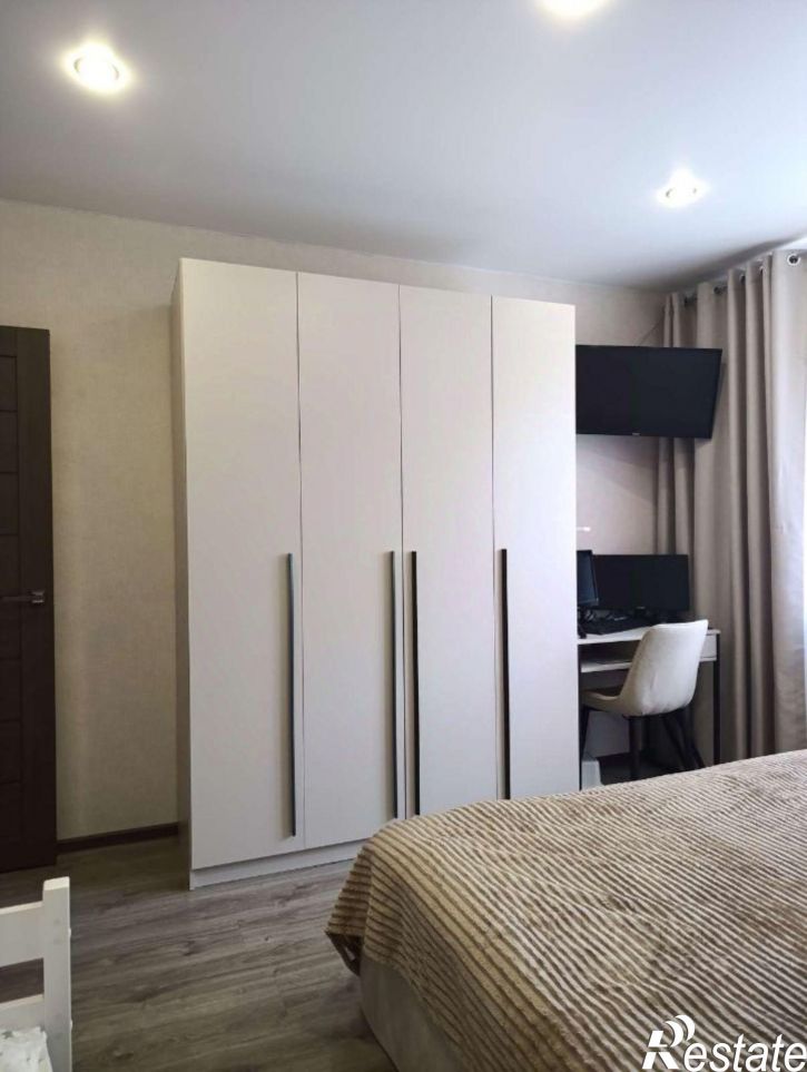 2-комн квартира мкр Королева, 5а,  д. 5а