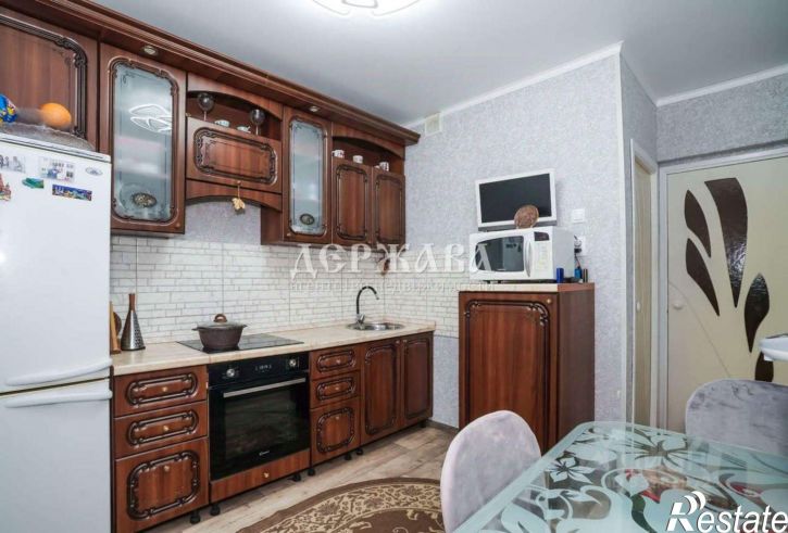 3-комн квартира Олимпийский мкр, 55,  д. 55