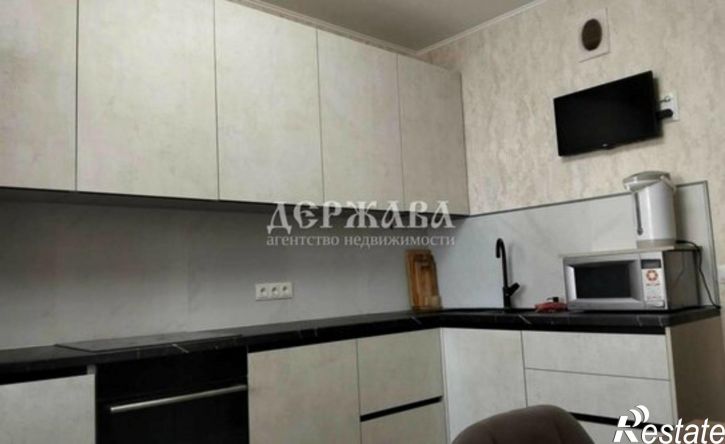2-комн квартира Степной мкр, 24,  д. 24