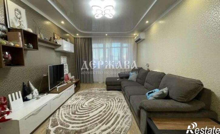 3-комн квартира Степной мкр, 24,  д. 24