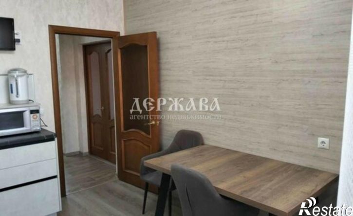 2-комн квартира Степной мкр, 24,  д. 24