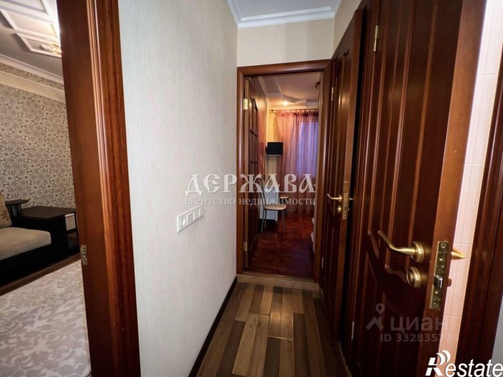3-комн квартира мкр Приборостроитель, 17,  д. 17