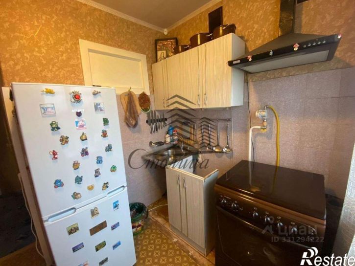 4-комн квартира мкр Приборостроитель, 7,  д. 7