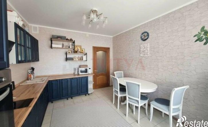 2-комн квартира Степной мкр, 24,  д. 24