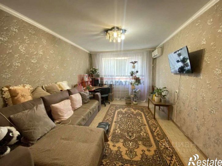 3-комн квартира мкр Конева, 1,  д. 1