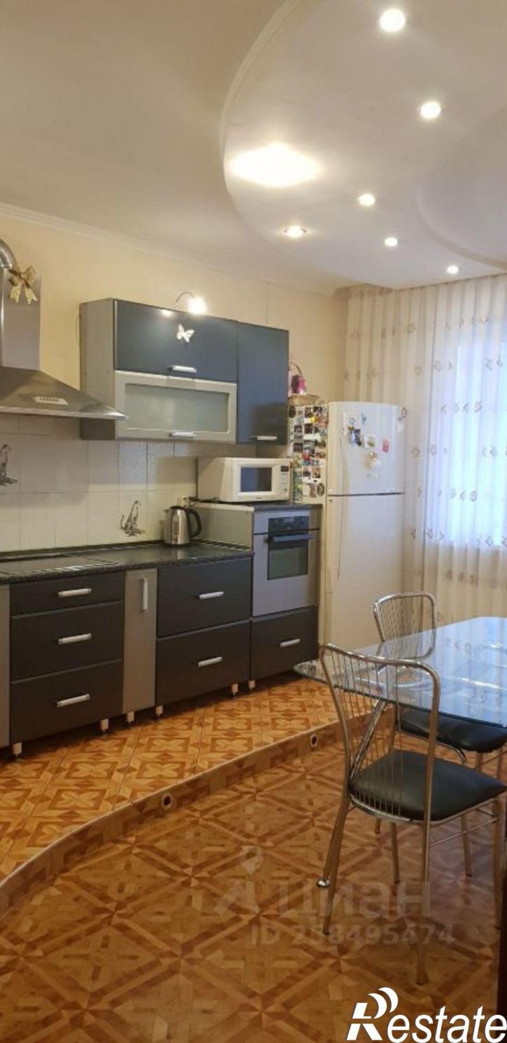 4-комн квартира Восточный мкр, 17,  д. 17