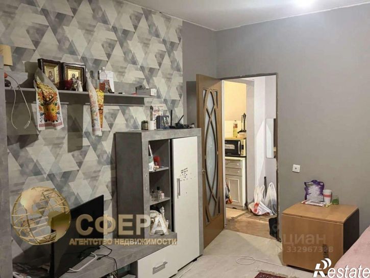 1-комн квартира мкр Конева, 2,  д. 2