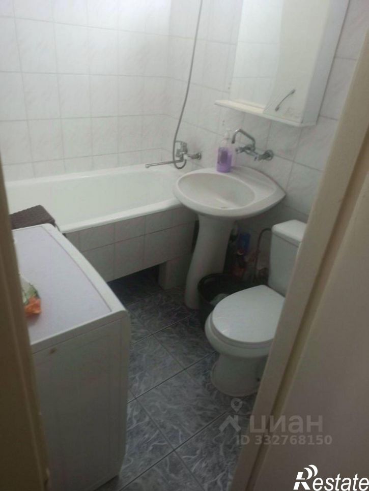 1-комн квартира мкр Макаренко, 38,  д. 38