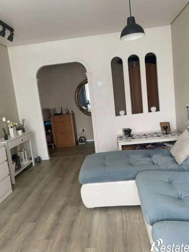3-комн квартира мкр Жукова, 20,  д. 20